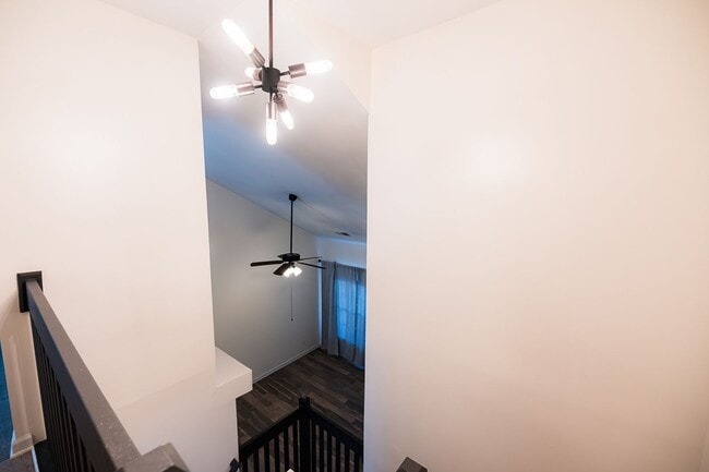 Building Photo - Beautifully updated 2-bedroom 2-bathroom townhome in NW Greensboro.