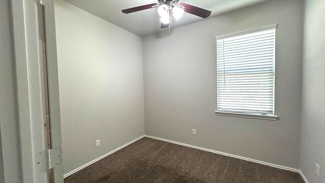 Building Photo - 20910 Azelea Field St