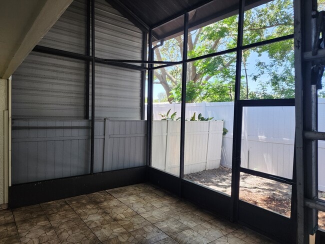 Building Photo - 2751 S Pines Dr