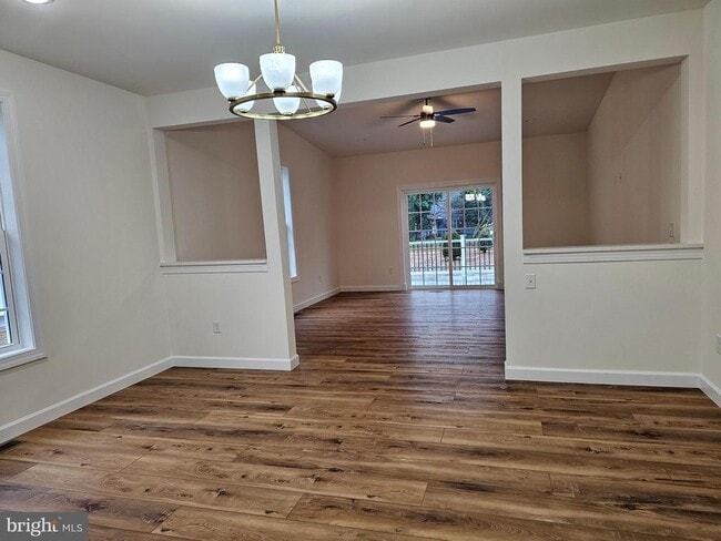 Building Photo - 6 Valhalla Ct