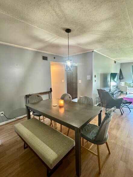 Dining Room - 1532 Forest Green Dr