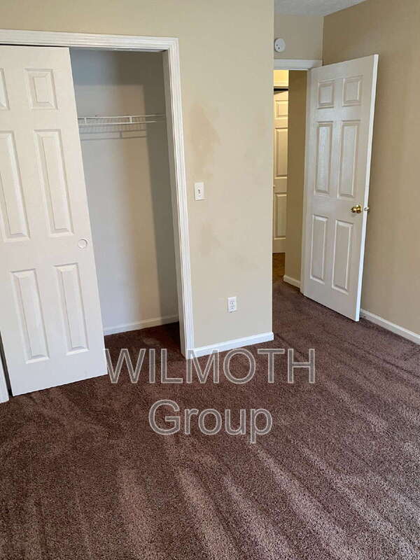 Building Photo - 2265 Valley Creek E Ln