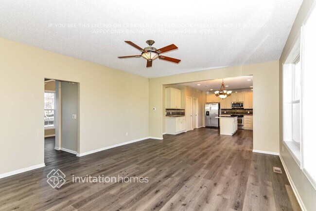 Building Photo - 7416 Aspen Cove S