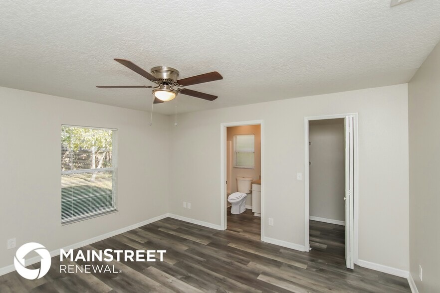 Building Photo - 2511 Palomar Ave SE