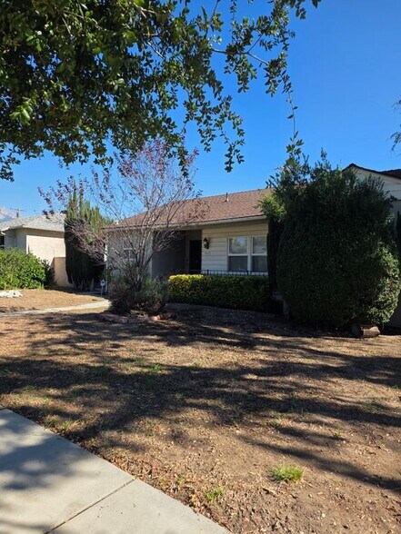 Primary Photo - 808 N 10th Ave