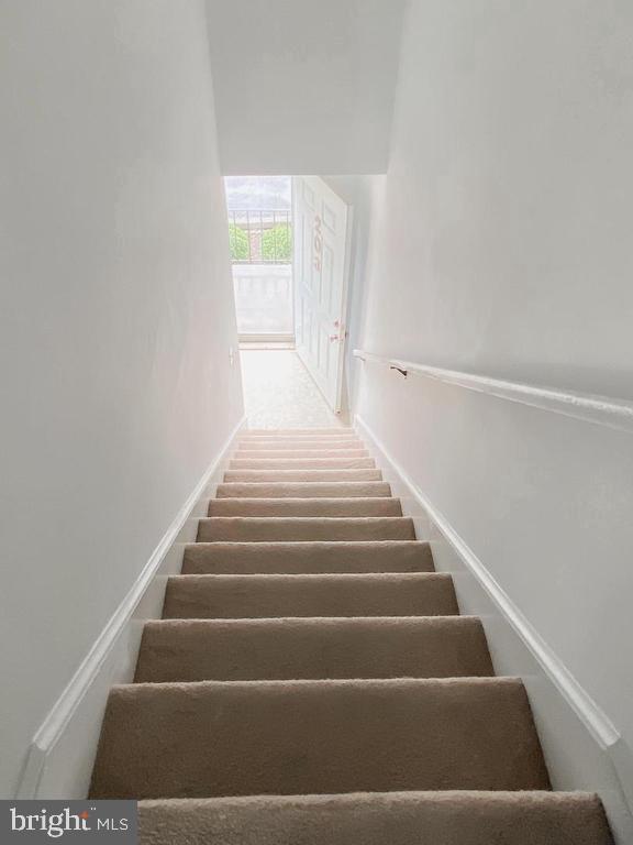 Building Photo - 203 Brunswick Rd