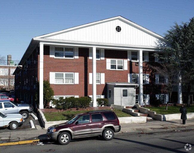 Building Photo - 1079-1087 E Jersey St