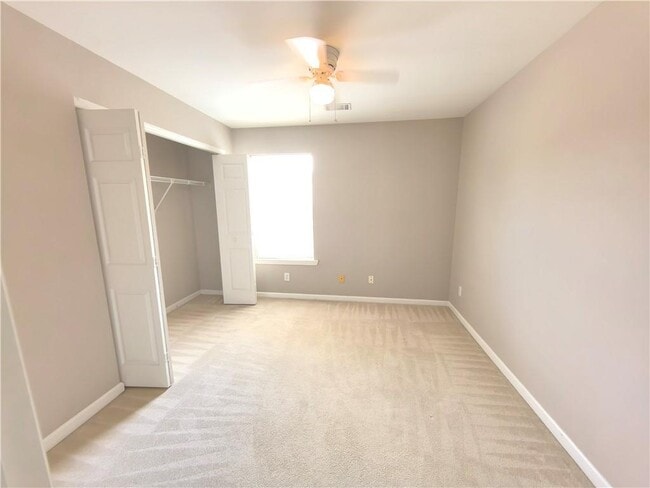 Building Photo - 873 Ashwood Walk