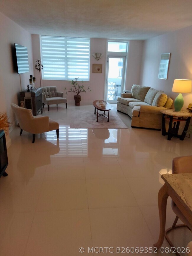 Building Photo - 4250 Galt Ocean Dr