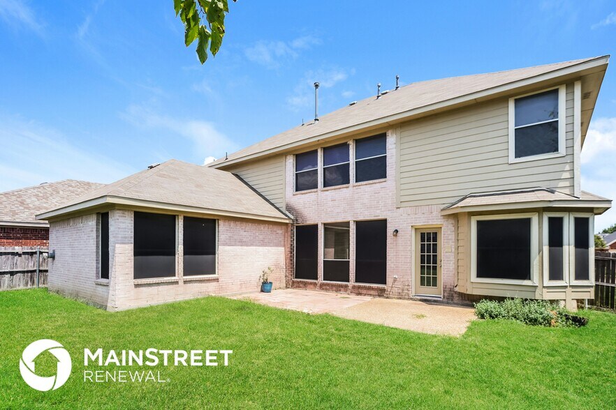 Building Photo - 505 Spicewood Dr