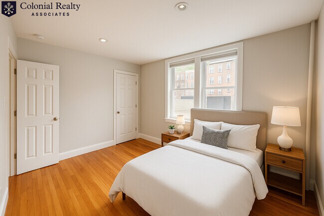 Building Photo - 328 St Paul St