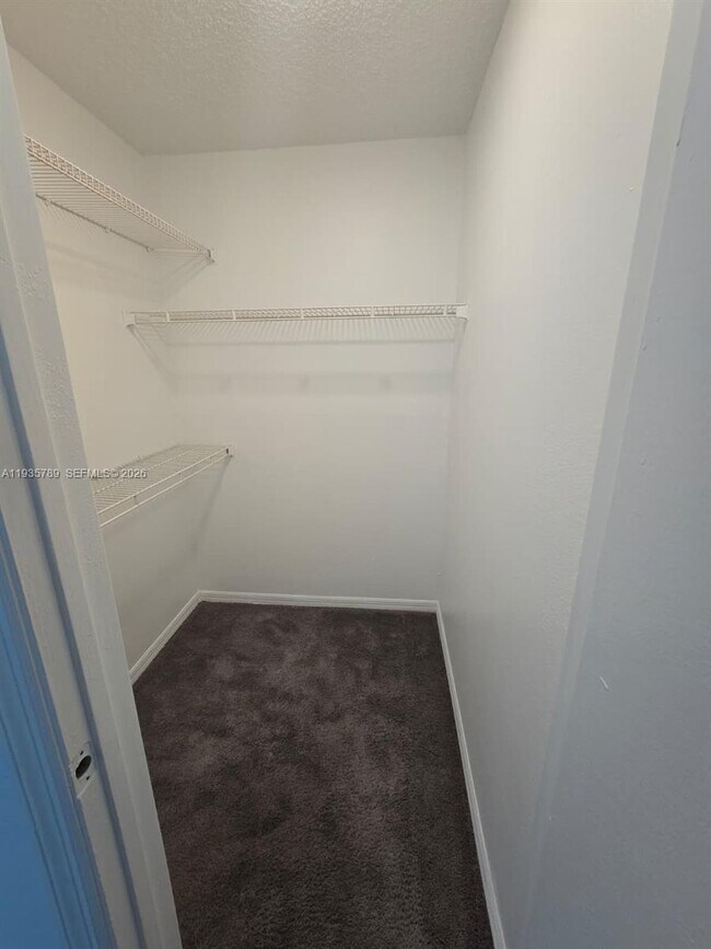 Building Photo - 4518 Commander Dr