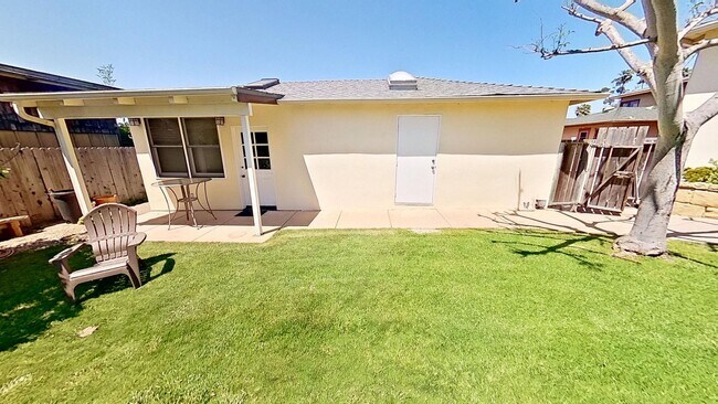 Building Photo - Amazing and Spacious 3 bed / 2 bath home! ...