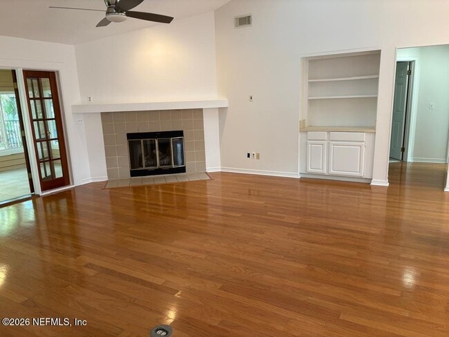 Building Photo - 4804 Otter Creek Ln