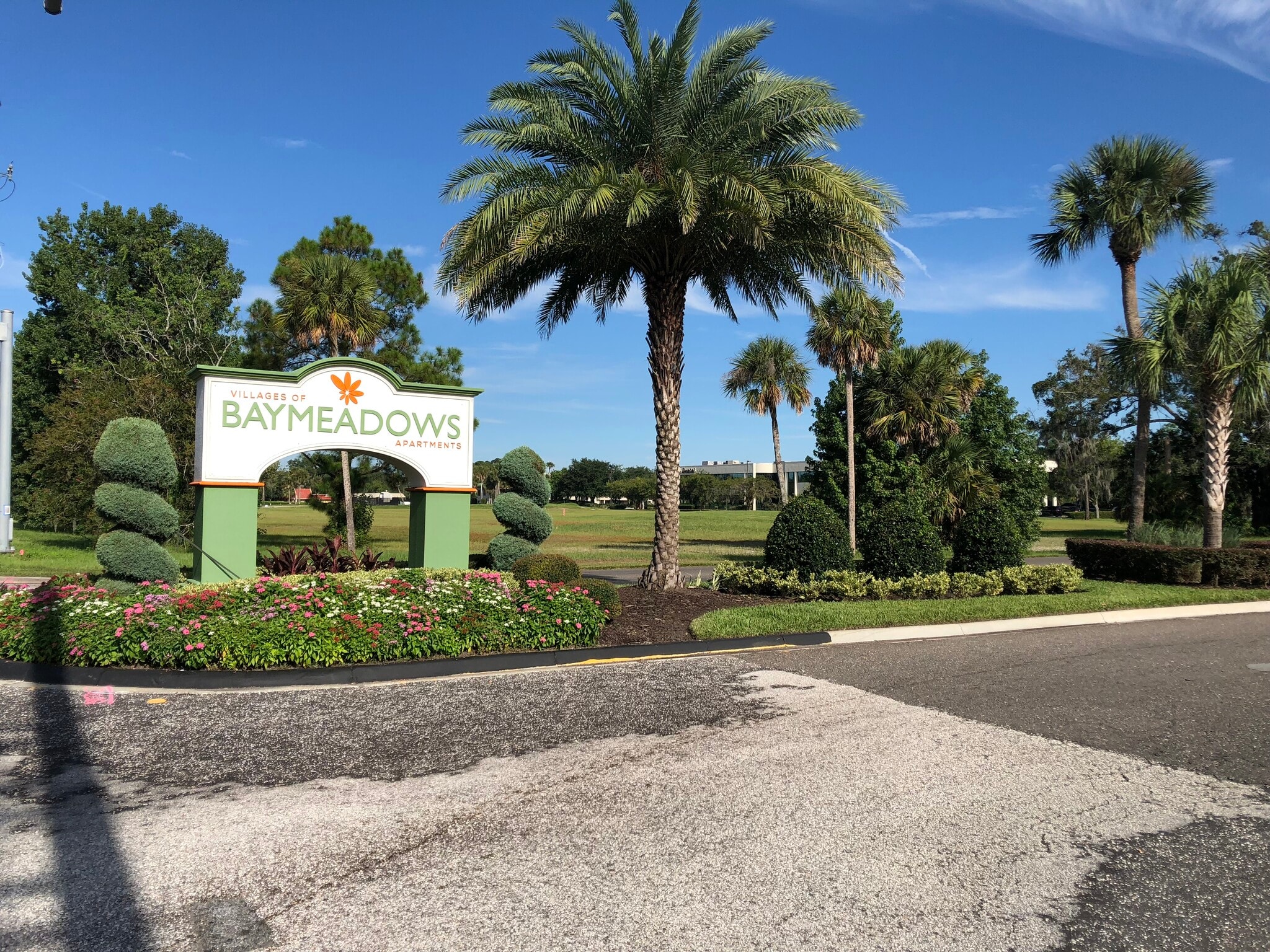 Building Photo - 7940 Los Robles Ct