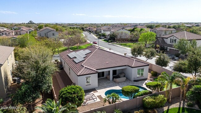 Building Photo - Stunning 4 bedroom, 3 bathroom home in the desirable community of Avian Trails!!