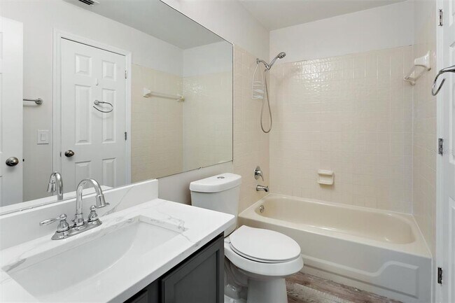 Building Photo - 943 Bakewell Ct