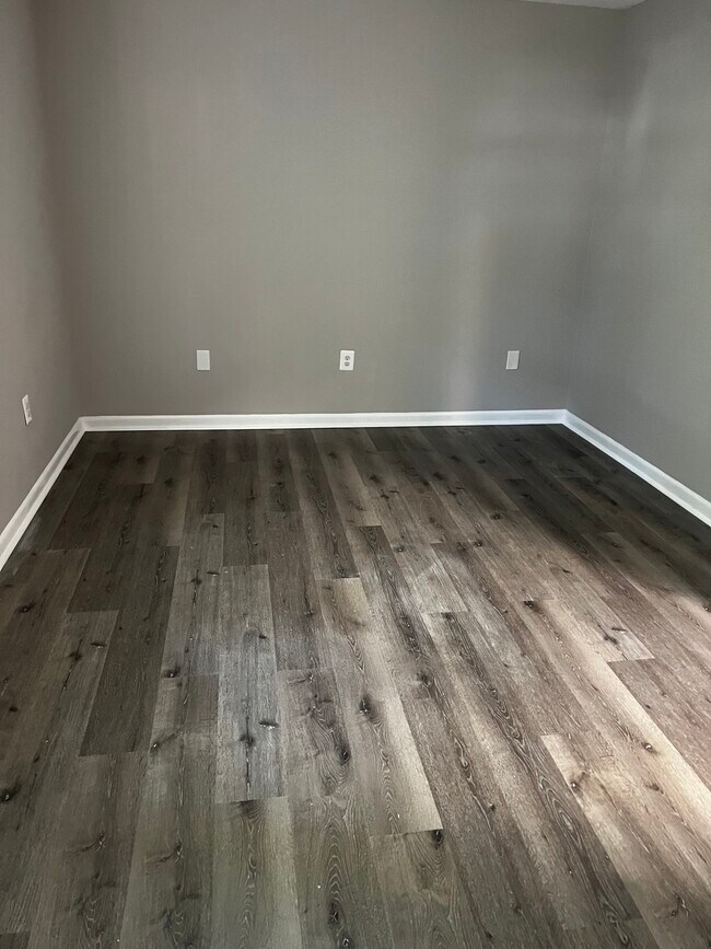 Building Photo - 14371 Springbrook Ct