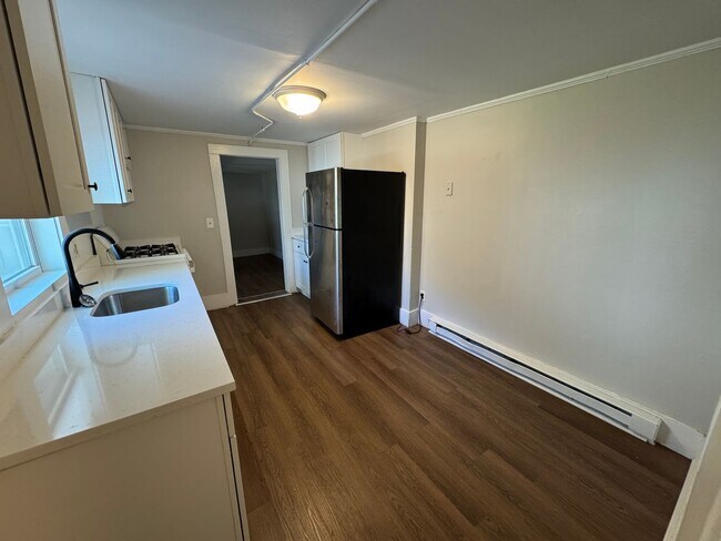 Building Photo - 48-50 Portland Street - - 1-Unit 50