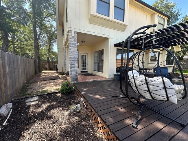 Building Photo - 918 Blue Spring Cir