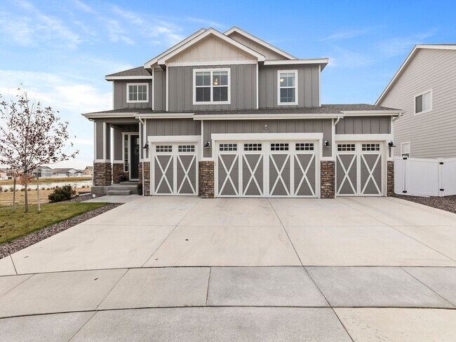 Building Photo - Stunning 4-Bed 2.5-Bath Oasis- Severance, CO!
