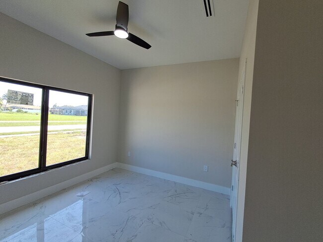 Building Photo - 2838 Tropicana Parkway W