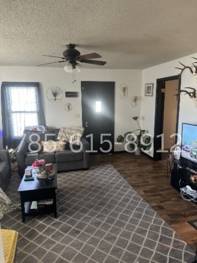 Building Photo - 737 N King St