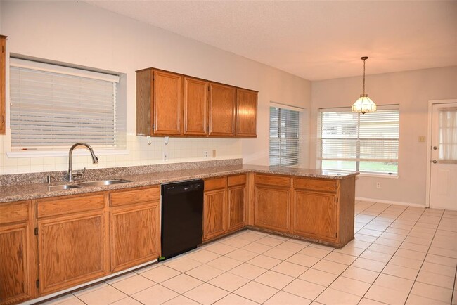 Building Photo - 2811 Grants River Cir