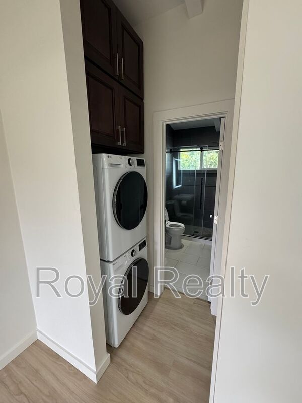 Building Photo - 47-230 Miomio Loop