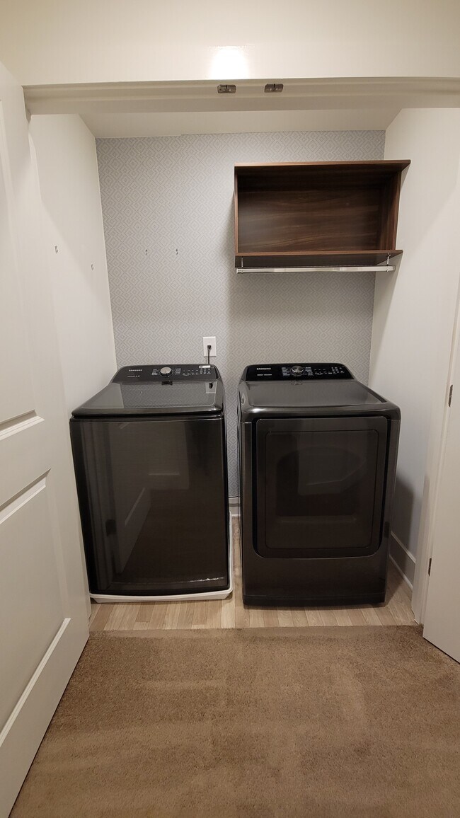 Building Photo - 6372 Princeton Ridge Dr