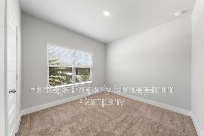 Building Photo - 4534 Lampasas Flts