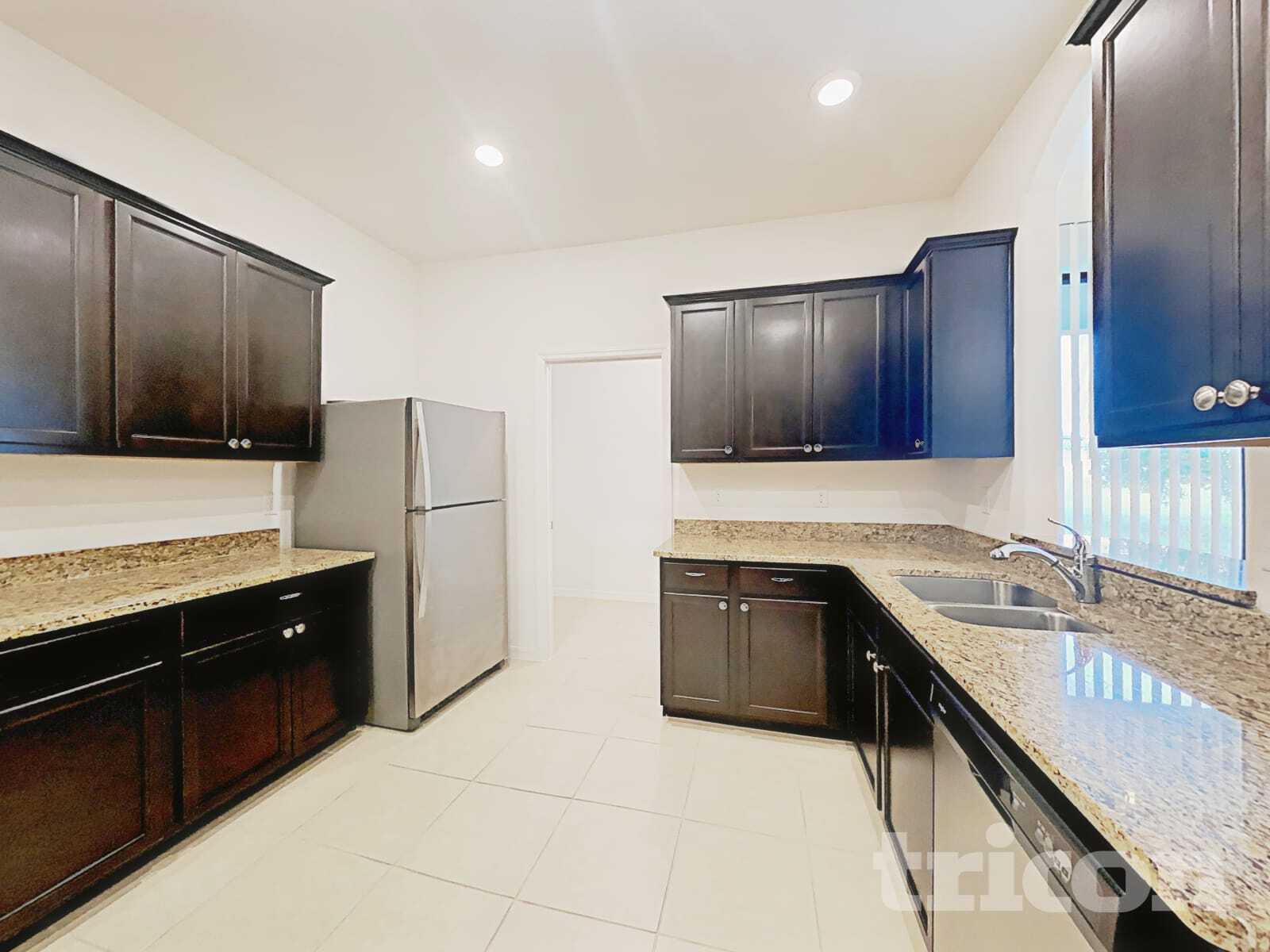 Building Photo - 1660 Luft Ln