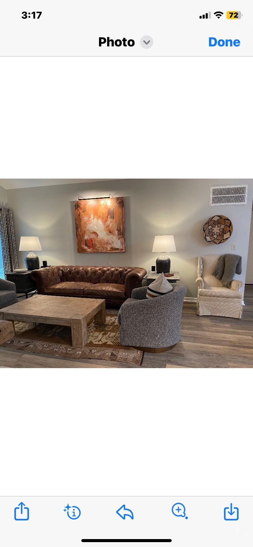 Large living room - 1900 Richard Jones Rd