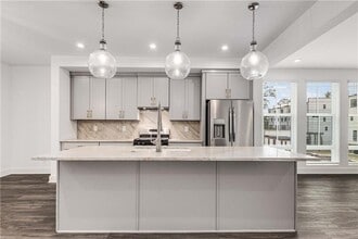 Building Photo - 1815 Gotham Ln NE