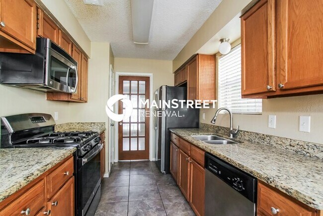 Building Photo - 4 Bedroom Pet-Friendly Home in Humble, TX with Main Street Renewal