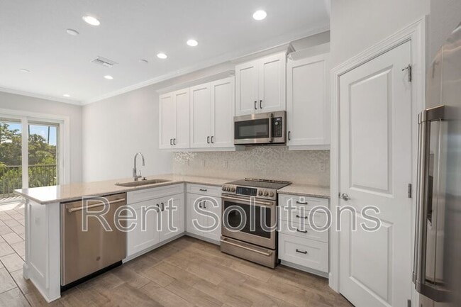 Building Photo - 4055 Rocky Shores Dr