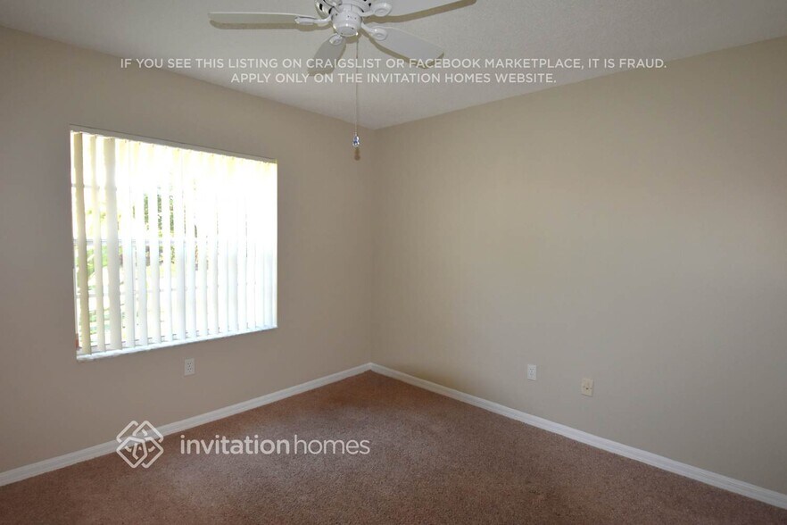 Building Photo - 15290 SW 51st St