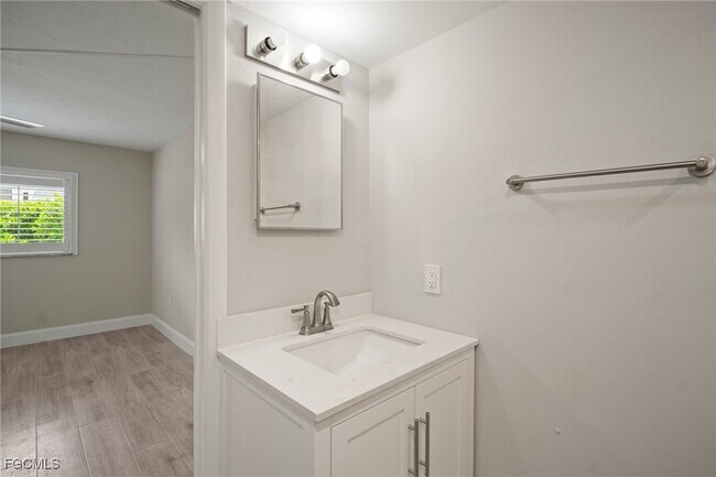 Building Photo - 16380 Dublin Cir