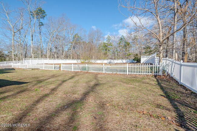 Building Photo - 878 Green Valley Rd