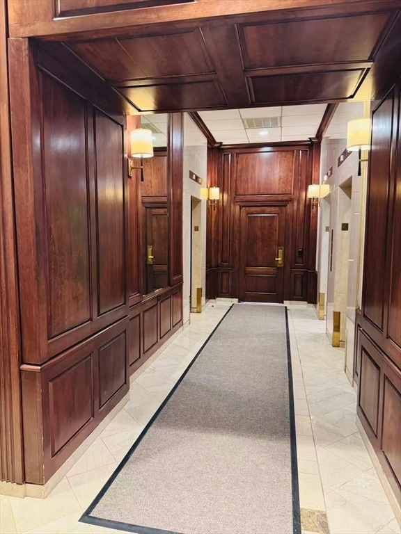 Building Photo - 2 Hawthorne Pl