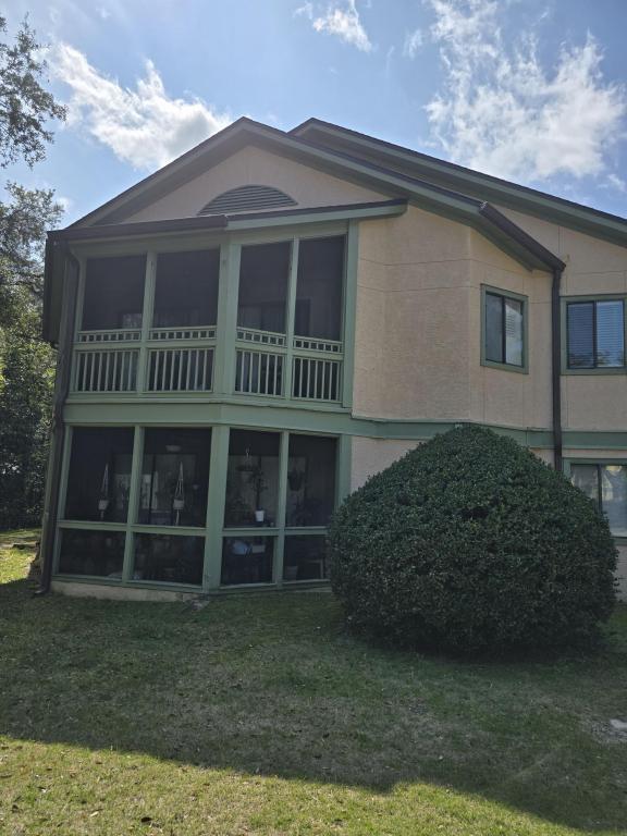 Building Photo - 55 Bay Dr