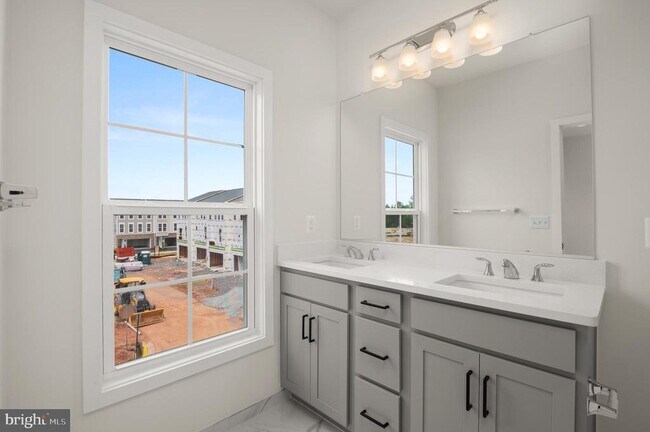 Building Photo - 14534 Alsace Ln