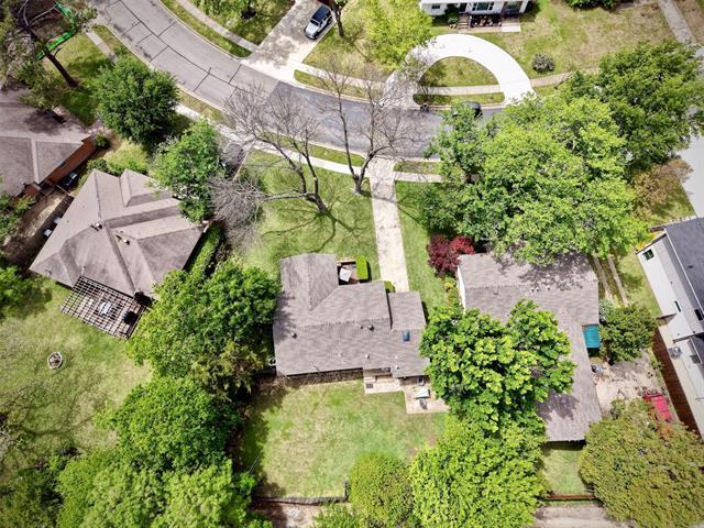 Building Photo - 424 Classen Dr