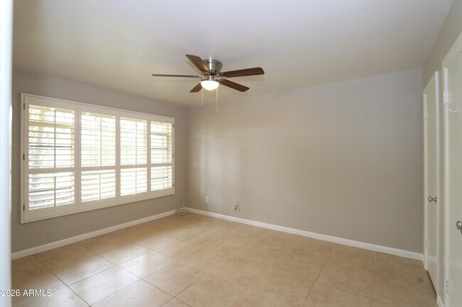 Building Photo - 3809 E Coolidge St