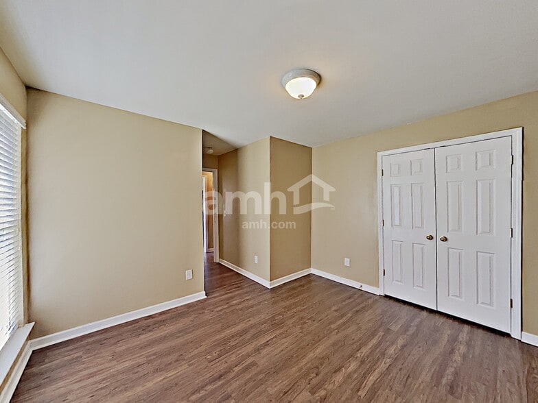 Building Photo - 4027 Cadence Dr