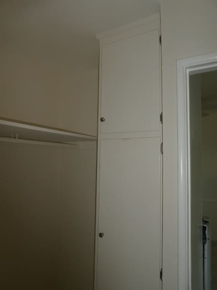 Building Photo - 6222 Hazeltine Ave