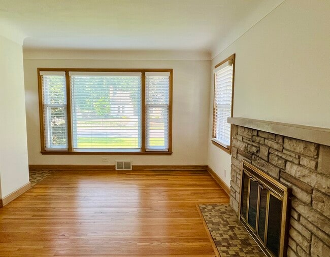 Main level living room - 5545 13th Ave S