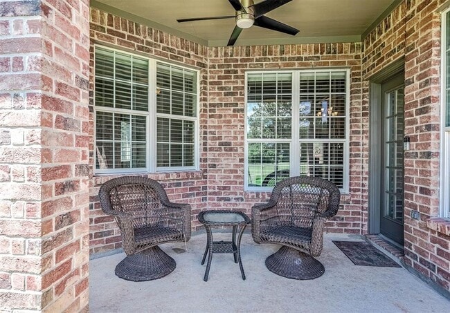 Building Photo - 3403 E Cedar Hollow Dr