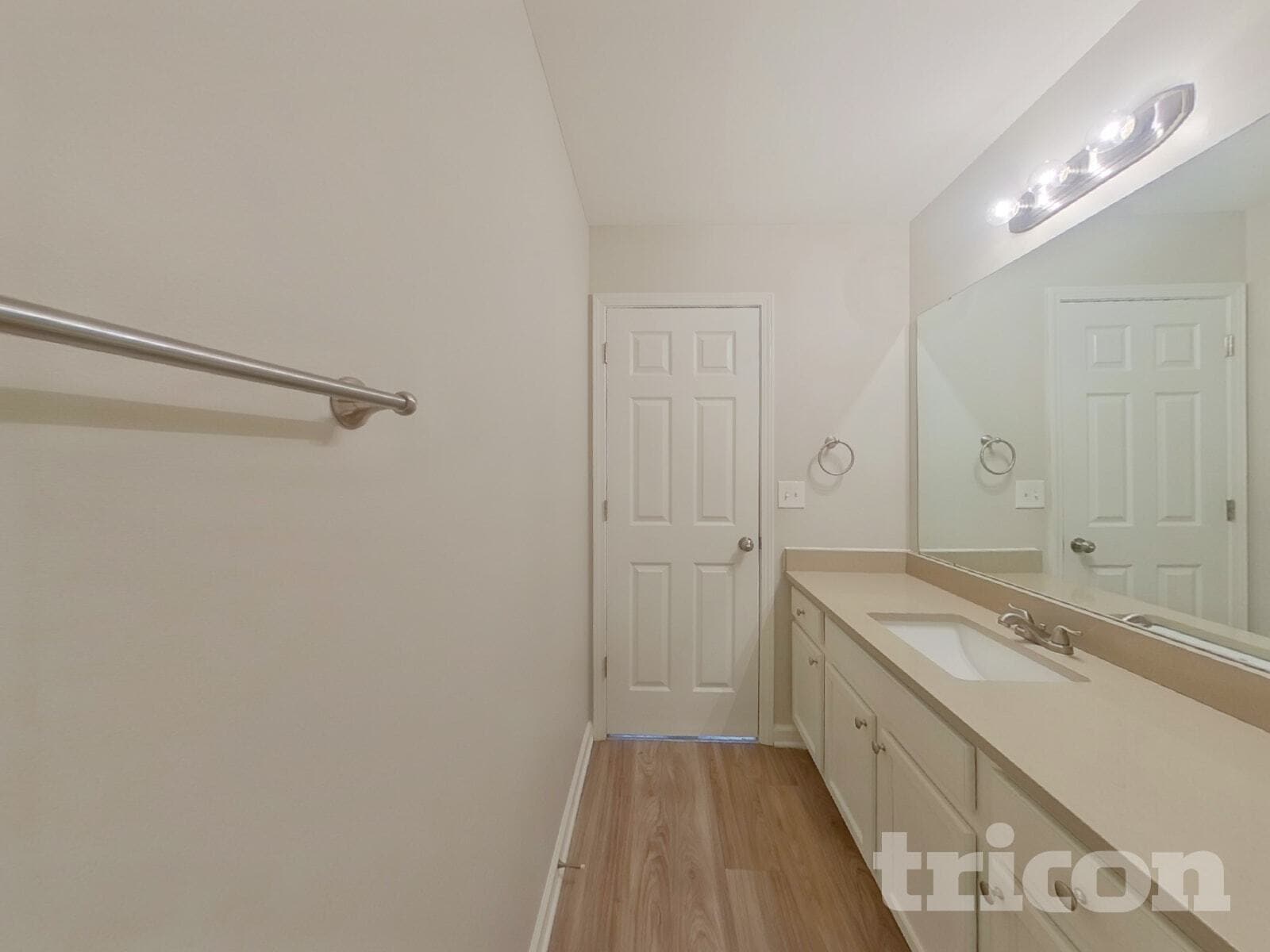 Building Photo - 2008 Pheasant Glen Rd