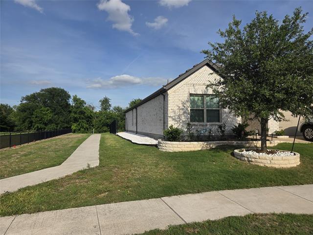 Building Photo - 1512 Springtree Dr